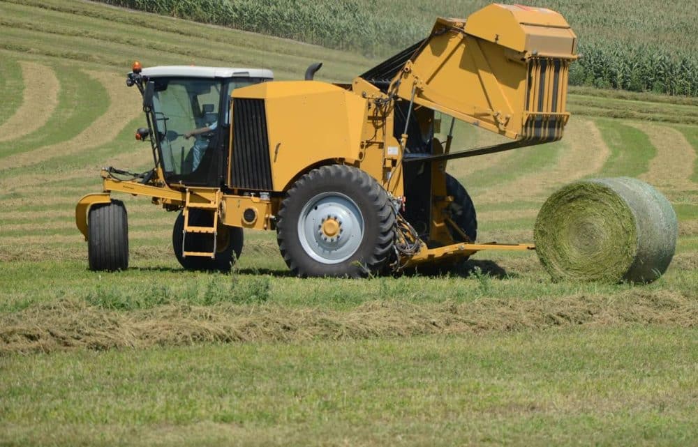 Image Vermeer ZR5 Self-Propelled Baler